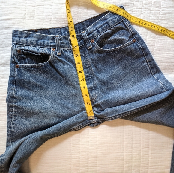 SOLD🔥501 Levi's - Picture 8 of 15